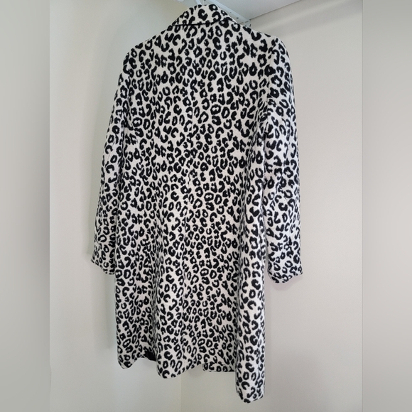 Rachel Zoe Black/White Leopard Print Long Coat One Button With Pockets Size M. - Picture 5 of 6